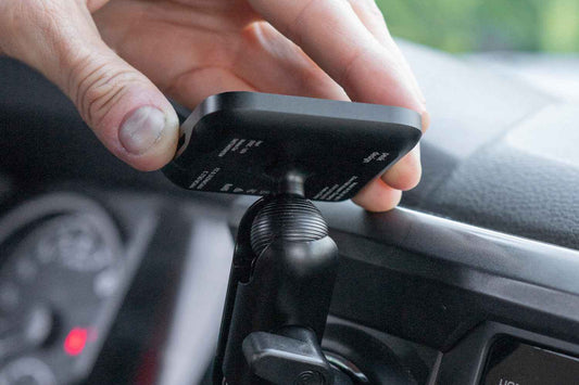 Peak Design Mobile Car Mount 20mm Ball Adaptor v2 - Qi2 Charging