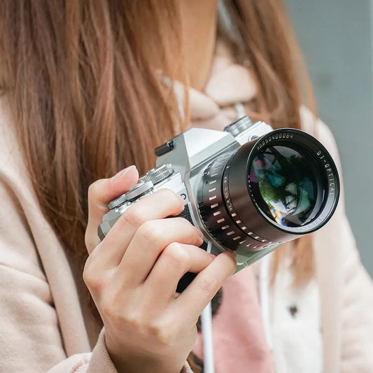 TTArtisan 50mm f/0.95 APS-C lens official image 2