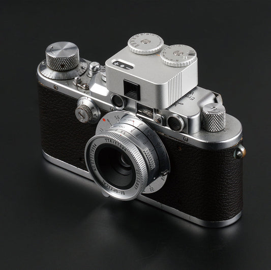 TTArtisan Light Meter II silver mounted on camera