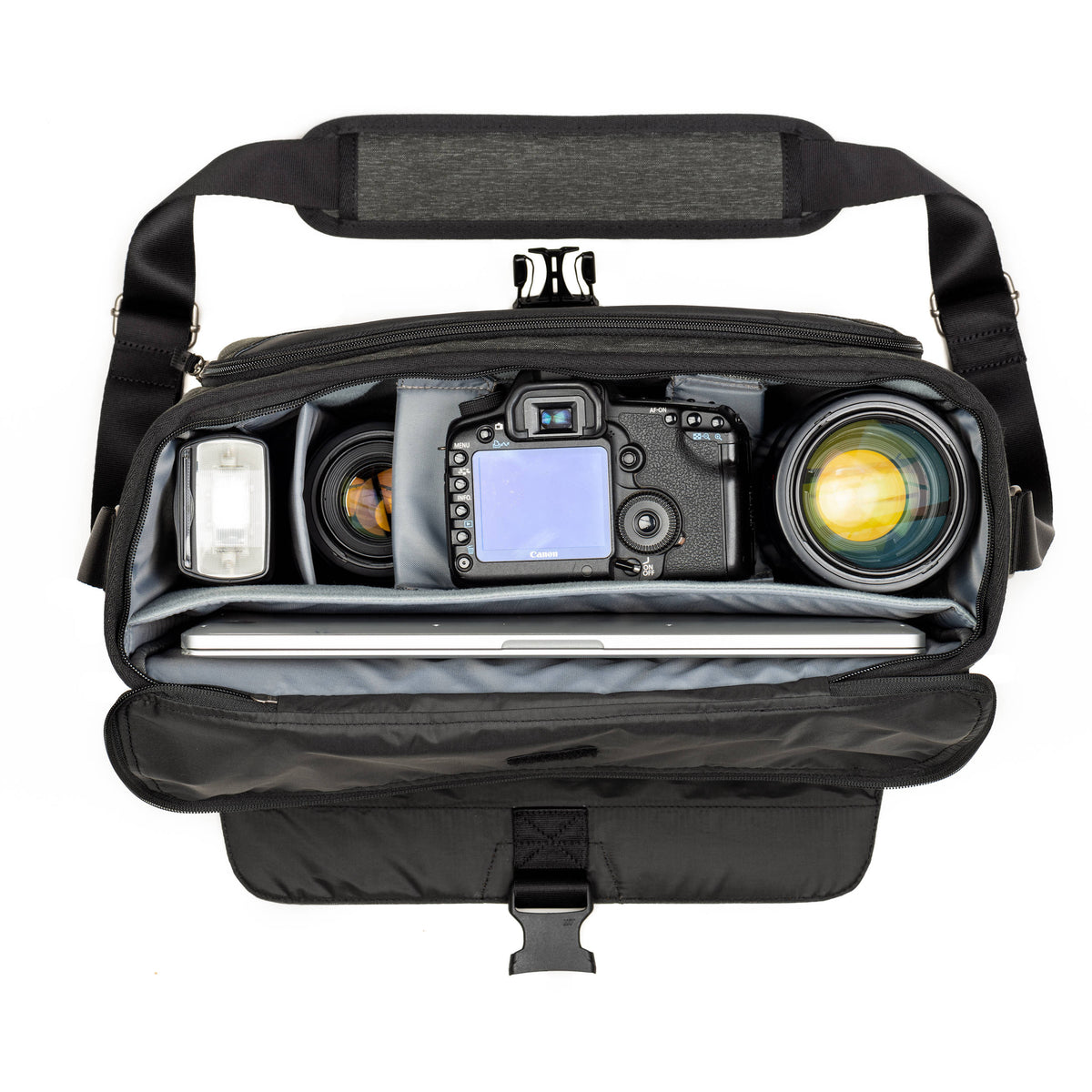 Think Tank Vision Shoulder Bag – Graphite – Vision 15