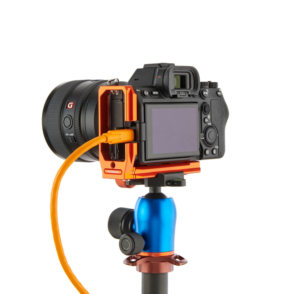 3 Legged Thing Alfie L-Bracket in Copper fitted to a Sony Alpha camera
