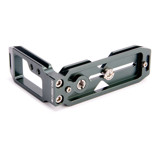 3 Legged Thing QR11 2.0 Universal L-Bracket Grey underside detail