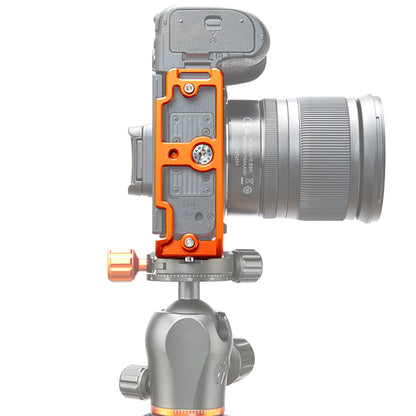 3 Legged Thing Zelda Copper L-Bracket fitted to Nikon Z-series camera