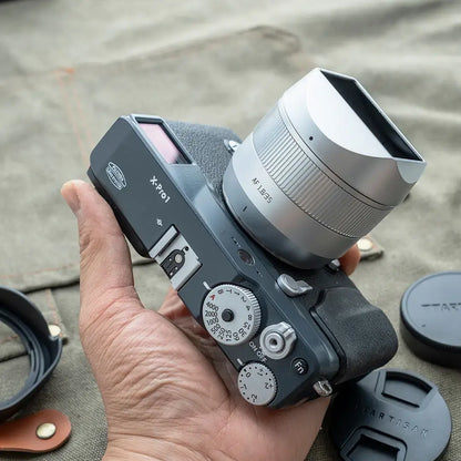 TTArtisan AF 35mm f/1.8 II APS-C lens official image 3