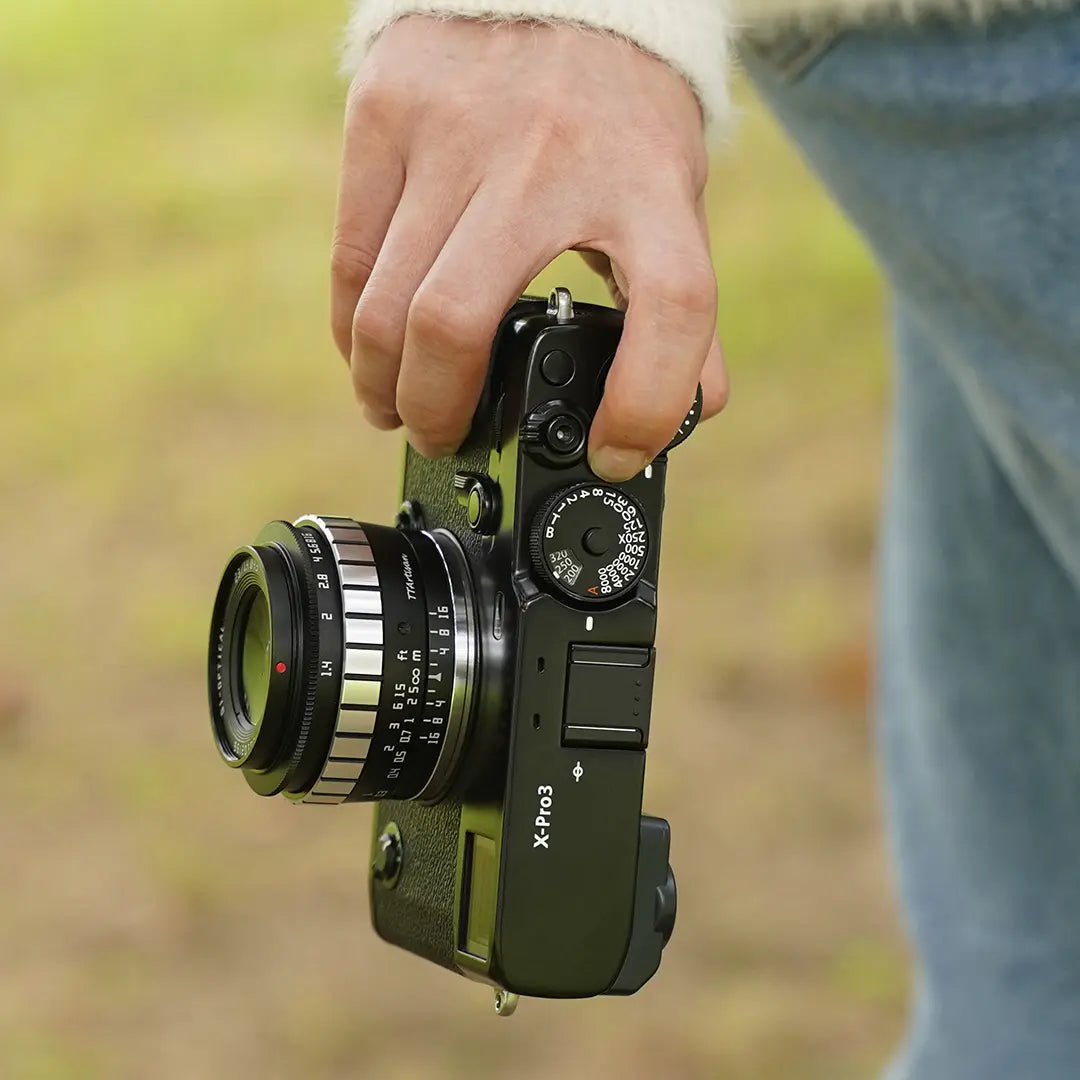 TTArtisan 23mm f/1.4 APS-C lens official image 5