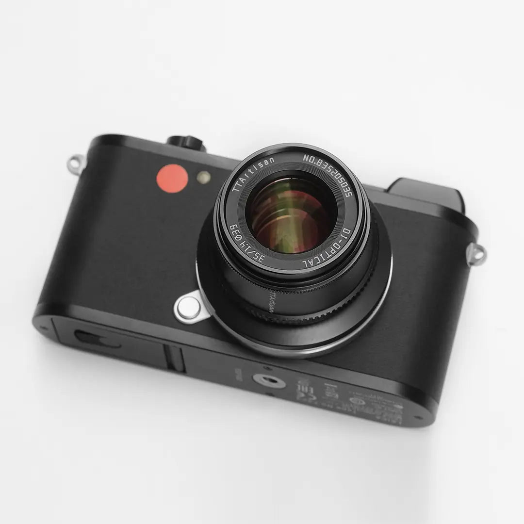 TTArtisan 35mm f/1.4 APS-C lens official image 3