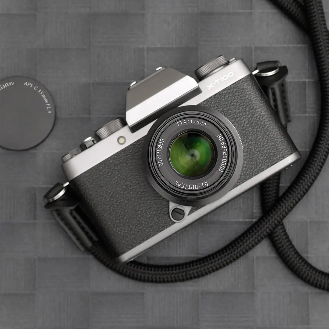 TTArtisan 35mm f/1.4 APS-C lens official image 4
