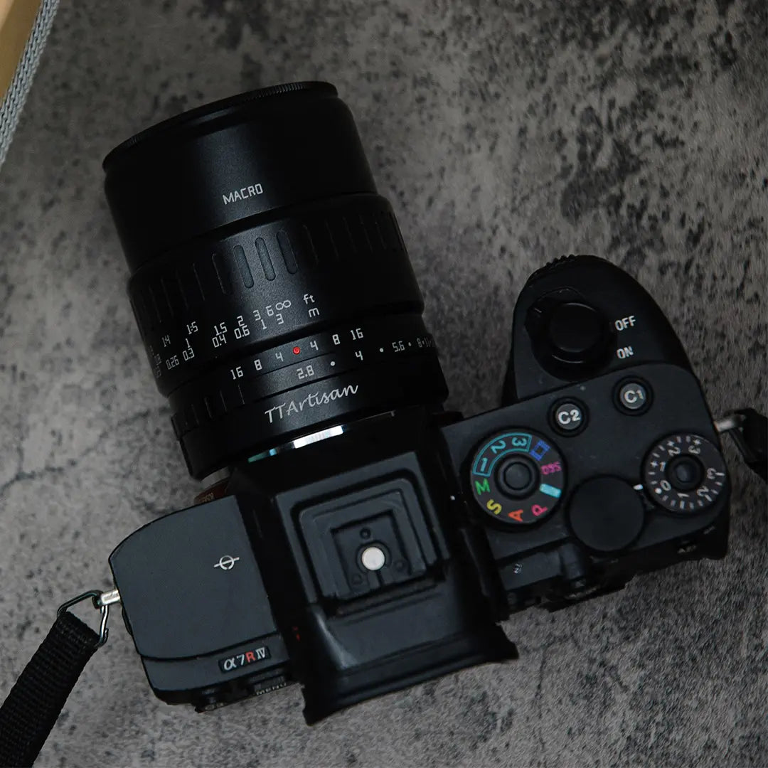 TTArtisan 40mm f/2.8 Macro APS-C lens official image 5