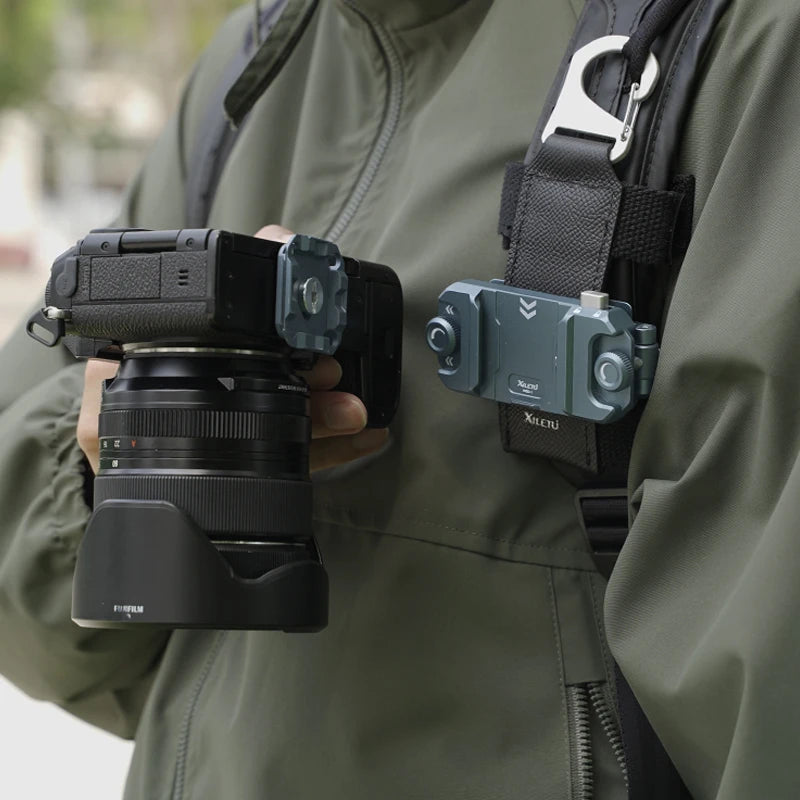 XILETU Quick Release Backpack Camera Clip