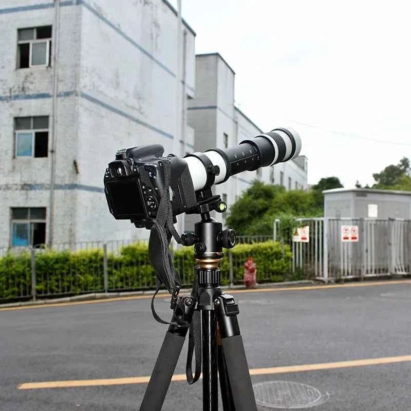 Lightdow 420-800mm f/8.3-16 Manual Super Telephoto Lens