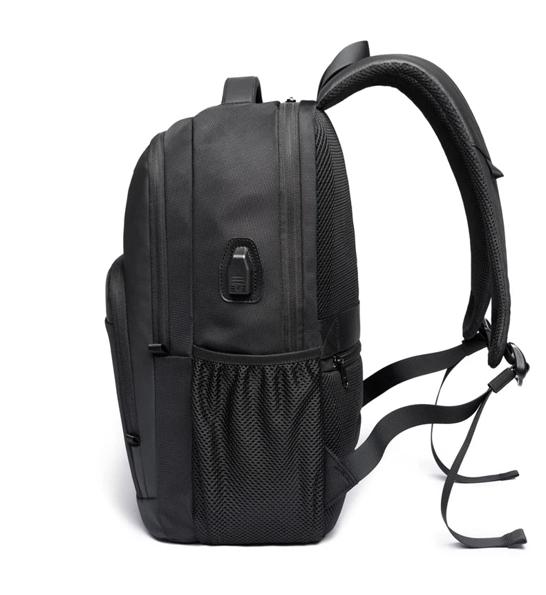 BANGE Lightweight 15.6-Inch USB Laptop Backpack