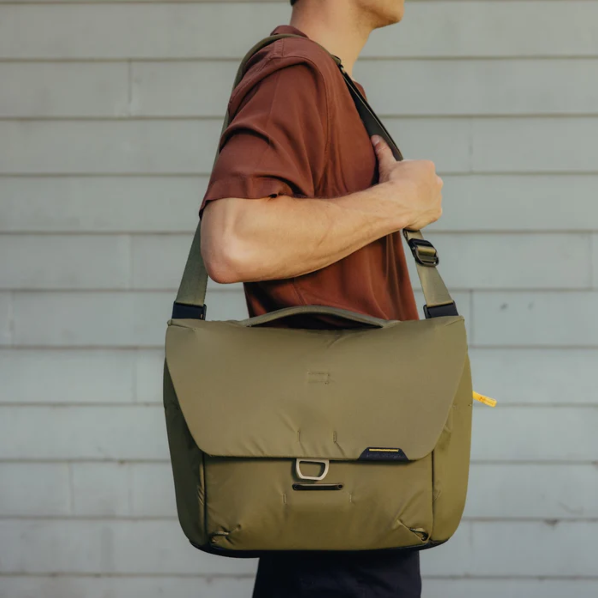 Peak Design Everyday Messenger v2 Camera Bag - Ocean | Peak Design Australia