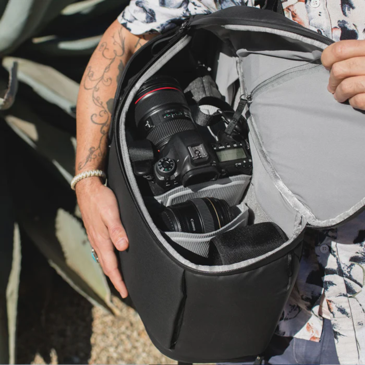 Peak Design Everyday Backpack v2 Camera Backpack - 30L / Coyote | Peak Design Australia