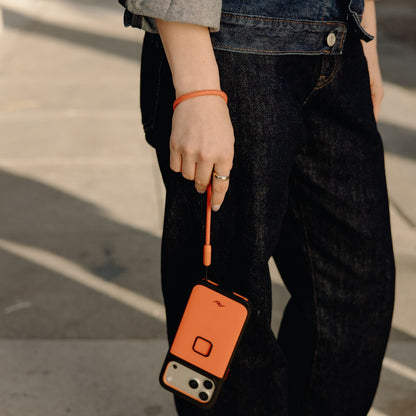 Peak Design Mobile Cuff Ibis in use with phone