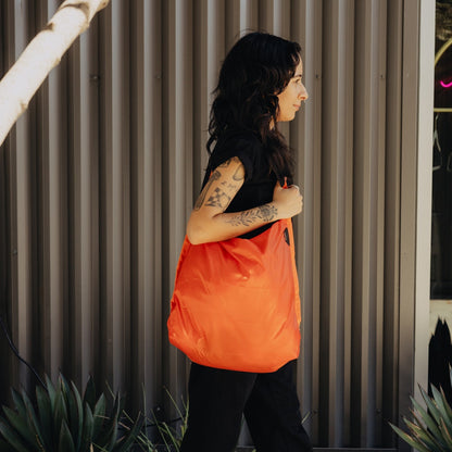 Peak Design Packable Tote Ibis lifestyle image