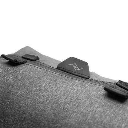 Peak Design Shoe Pouch Charcoal product detail