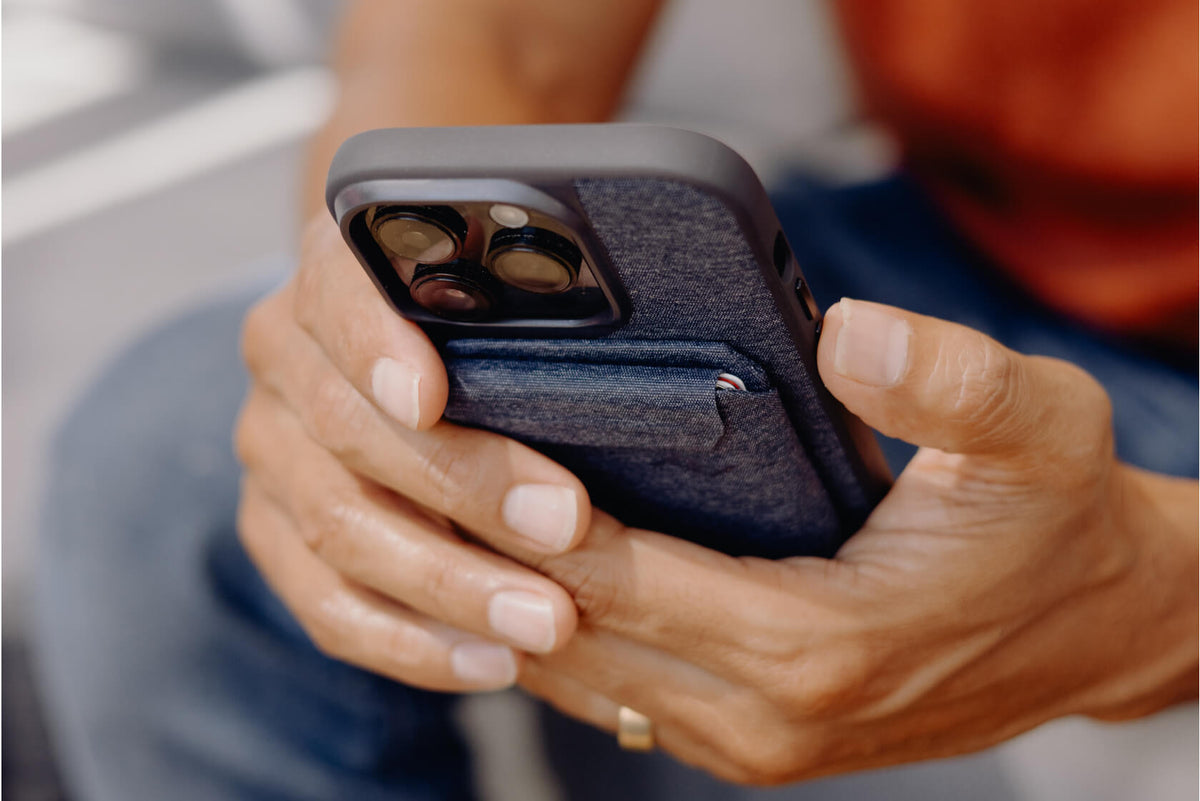 Peak Design Mobile Wallet Slim Fabric product detail and lifestyle image | Peak Design Australia | CameraHUB